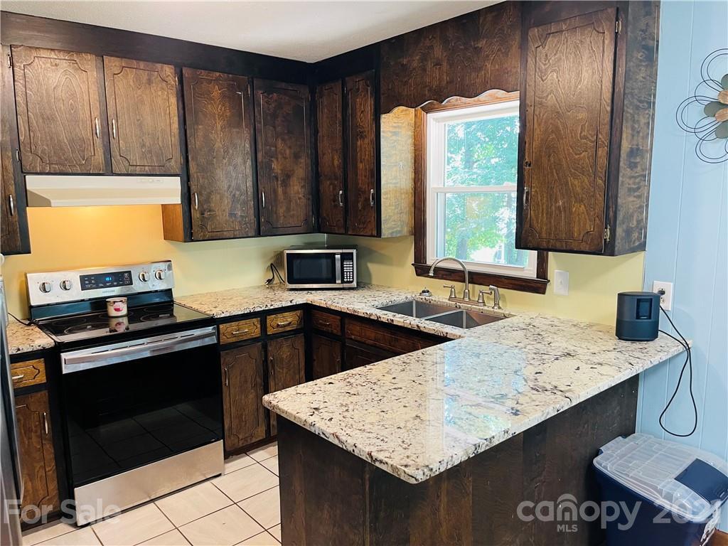 129 Leonhardt Road Morganton, NC 28655 - Photo 7 of 23 Gallery Image 7