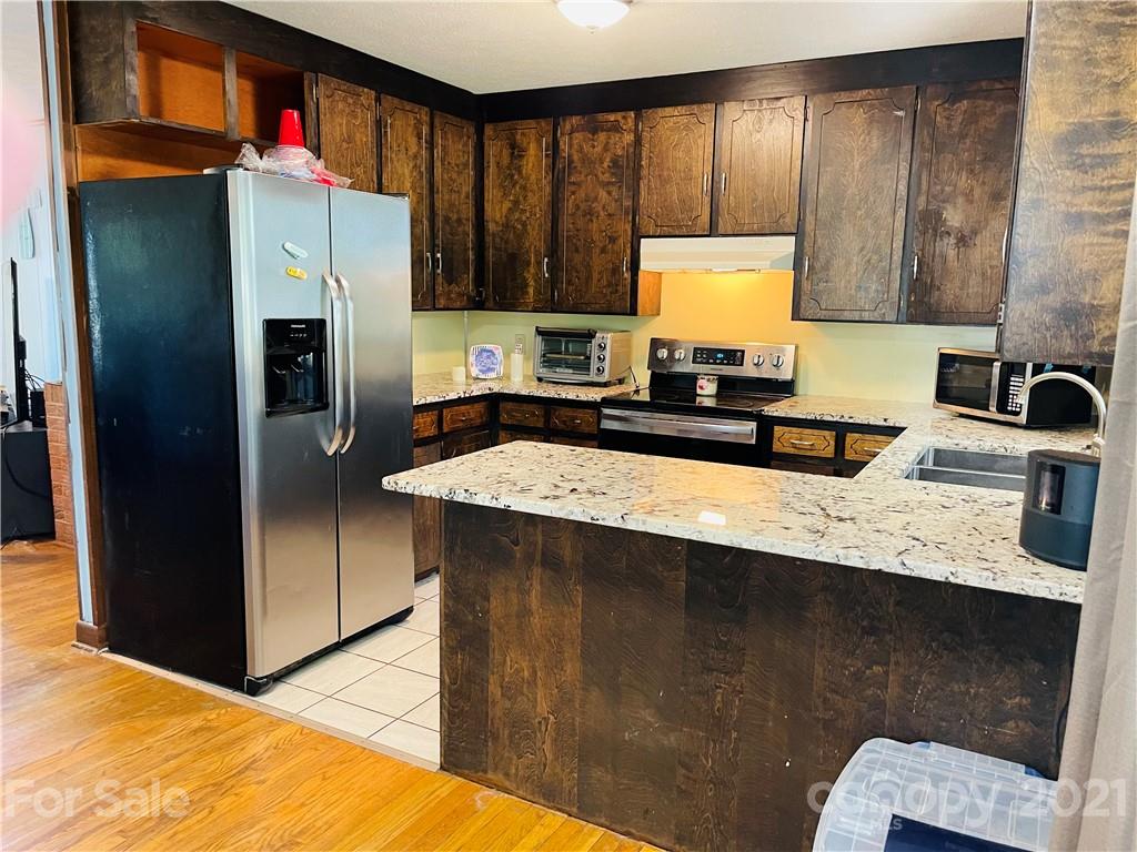 129 Leonhardt Road Morganton, NC 28655 - Photo 10 of 23 Gallery Image 10
