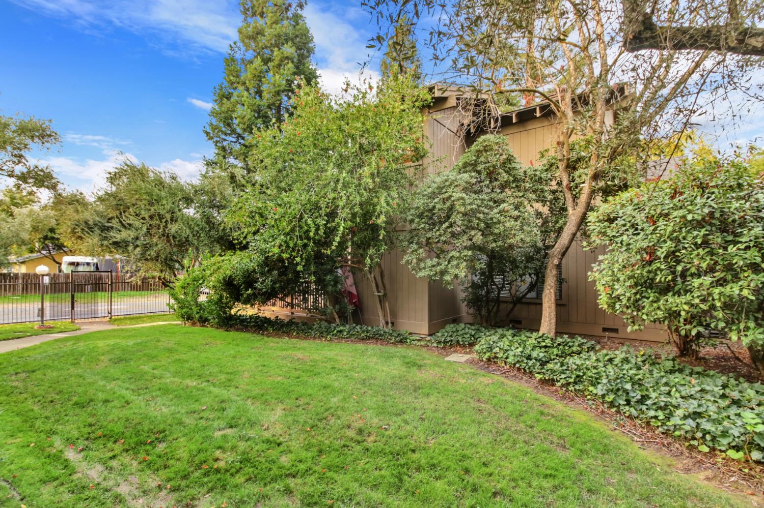 2240 Boyer Drive Carmichael, CA 95608 - Photo 37 of 41