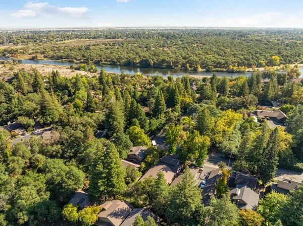 $435,000 | 2240 Boyer Drive, Carmichael, CA 95608