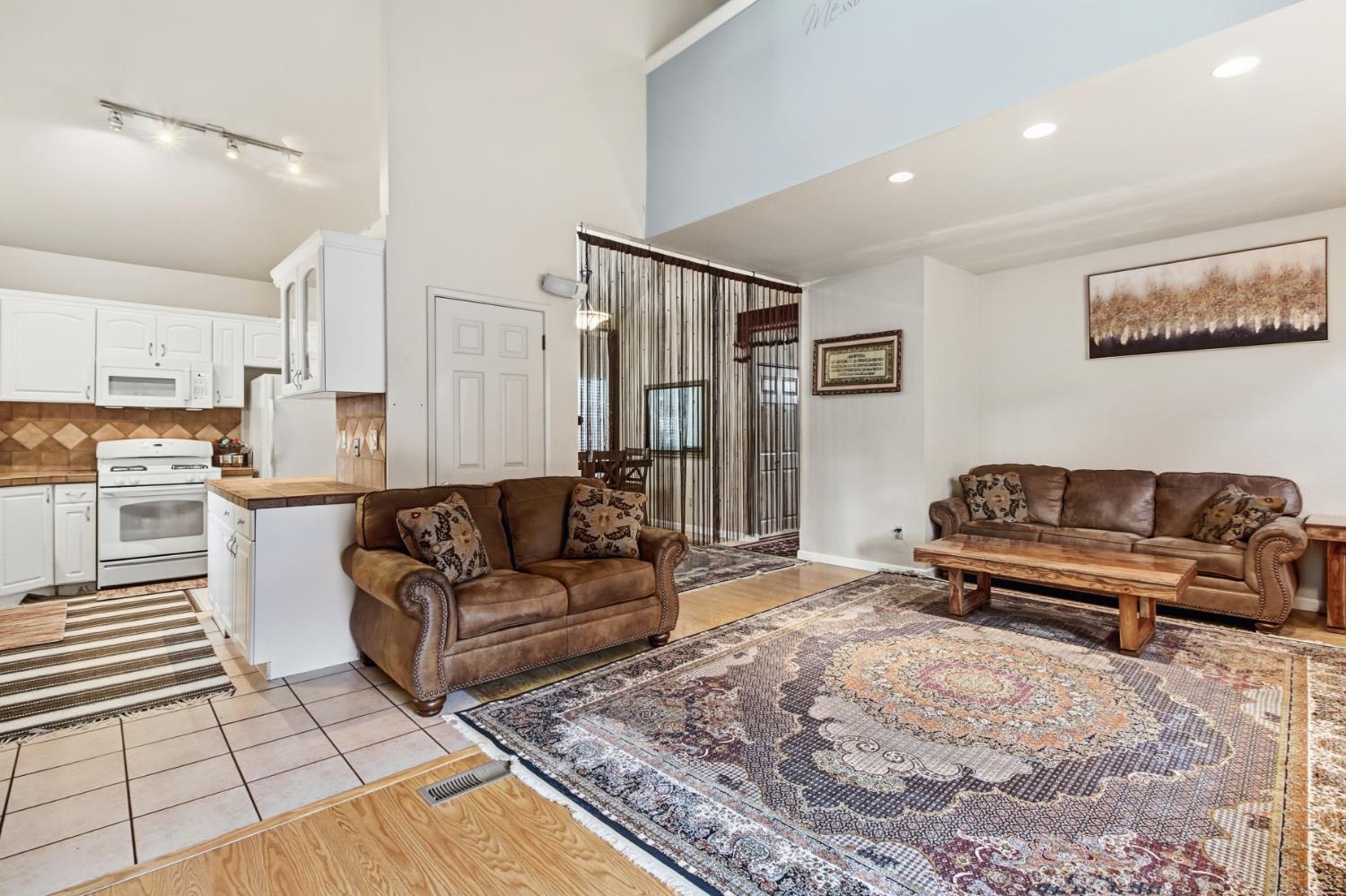 2240 Boyer Drive Carmichael, CA 95608 - Photo 9 of 41