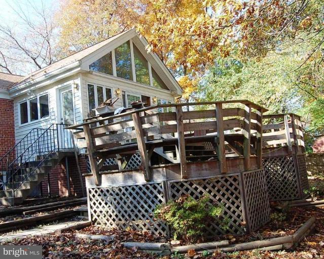 3813 Ridge Road Annandale, VA 22003 - Photo 22 of 30 Deck