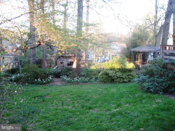 3813 Ridge Road Annandale, VA 22003 - Photo 25 of 30 Exterior #2