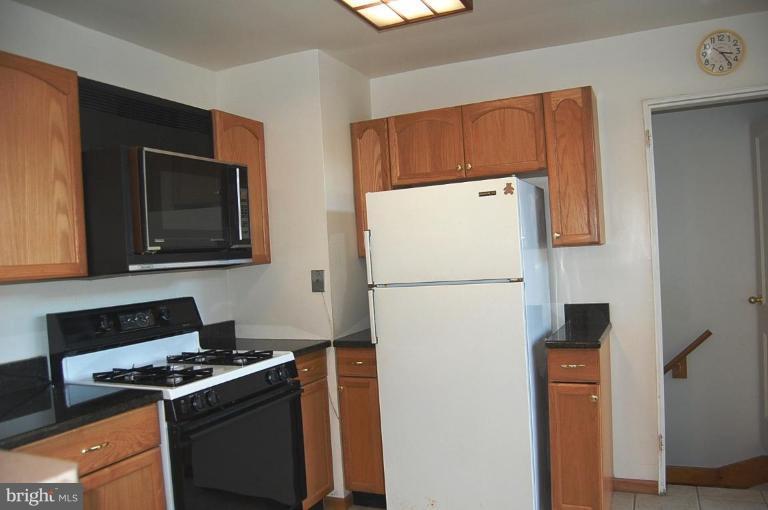 3813 Ridge Road Annandale, VA 22003 - Photo 6 of 30 Kitchen #3