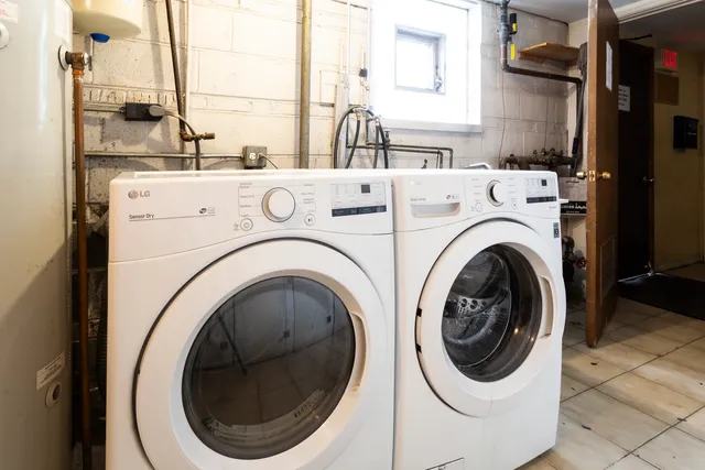 $175,000 | 2440 River Road, Unit 3E, River Grove, IL 60171