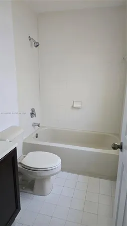 $2,550 | 2755 Southeast 15th Road, Unit 101, Homestead, FL 33035