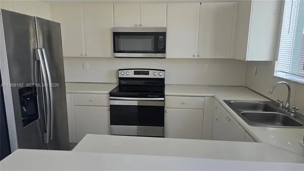 $2,550 | 2755 Southeast 15th Road, Unit 101, Homestead, FL 33035