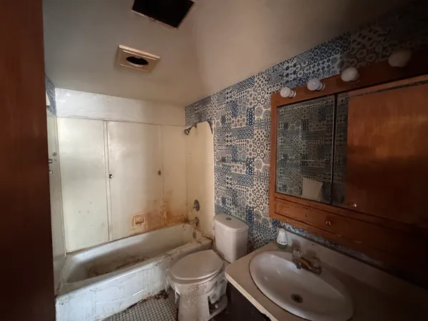 $49,900 | 806 Northeast 3rd Street, Galva, IL 61434