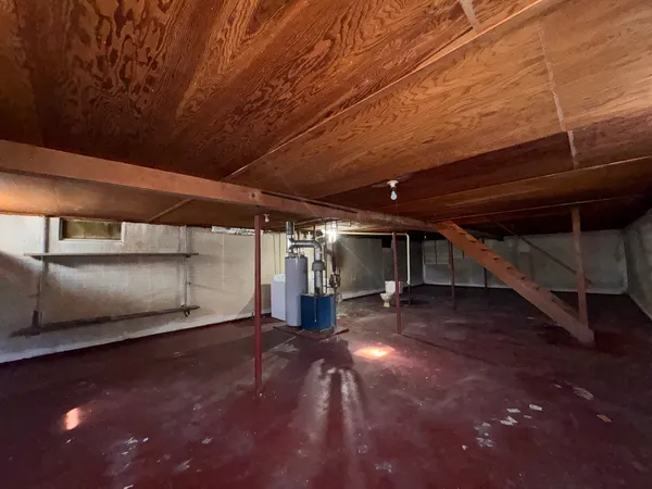 $49,900 | 806 Northeast 3rd Street, Galva, IL 61434