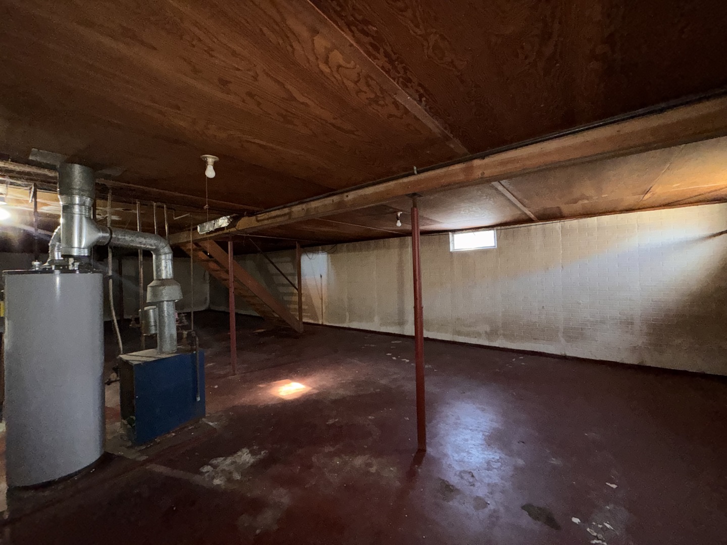 806 Northeast 3rd Street Galva, IL 61434 - Photo 20 of 20 a view of a room with wooden floor