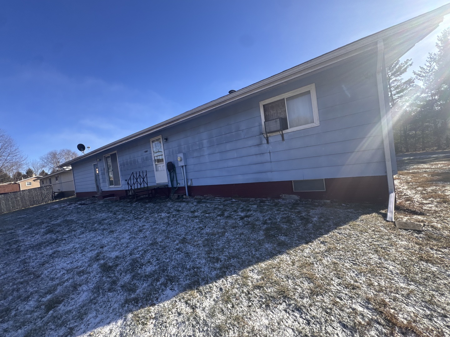 806 Northeast 3rd Street Galva, IL 61434 - Photo 3 of 20