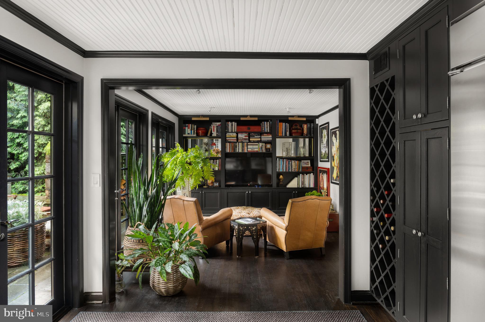 2215 49th Street Northwest Washington, DC 20007 - Photo 12 of 56