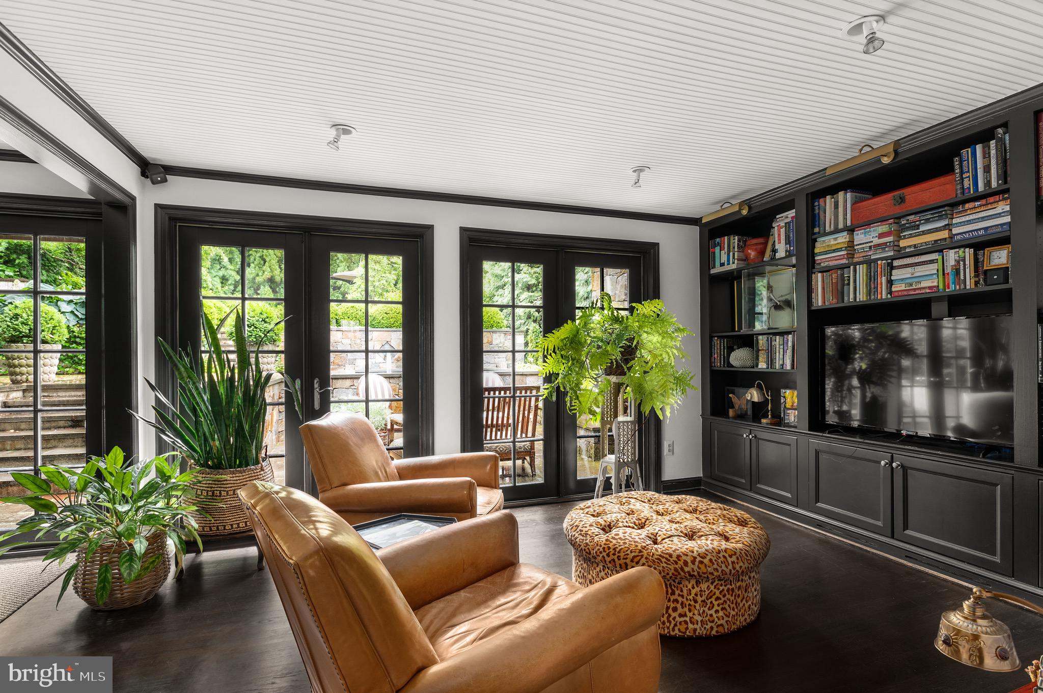 2215 49th Street Northwest Washington, DC 20007 - Photo 13 of 56