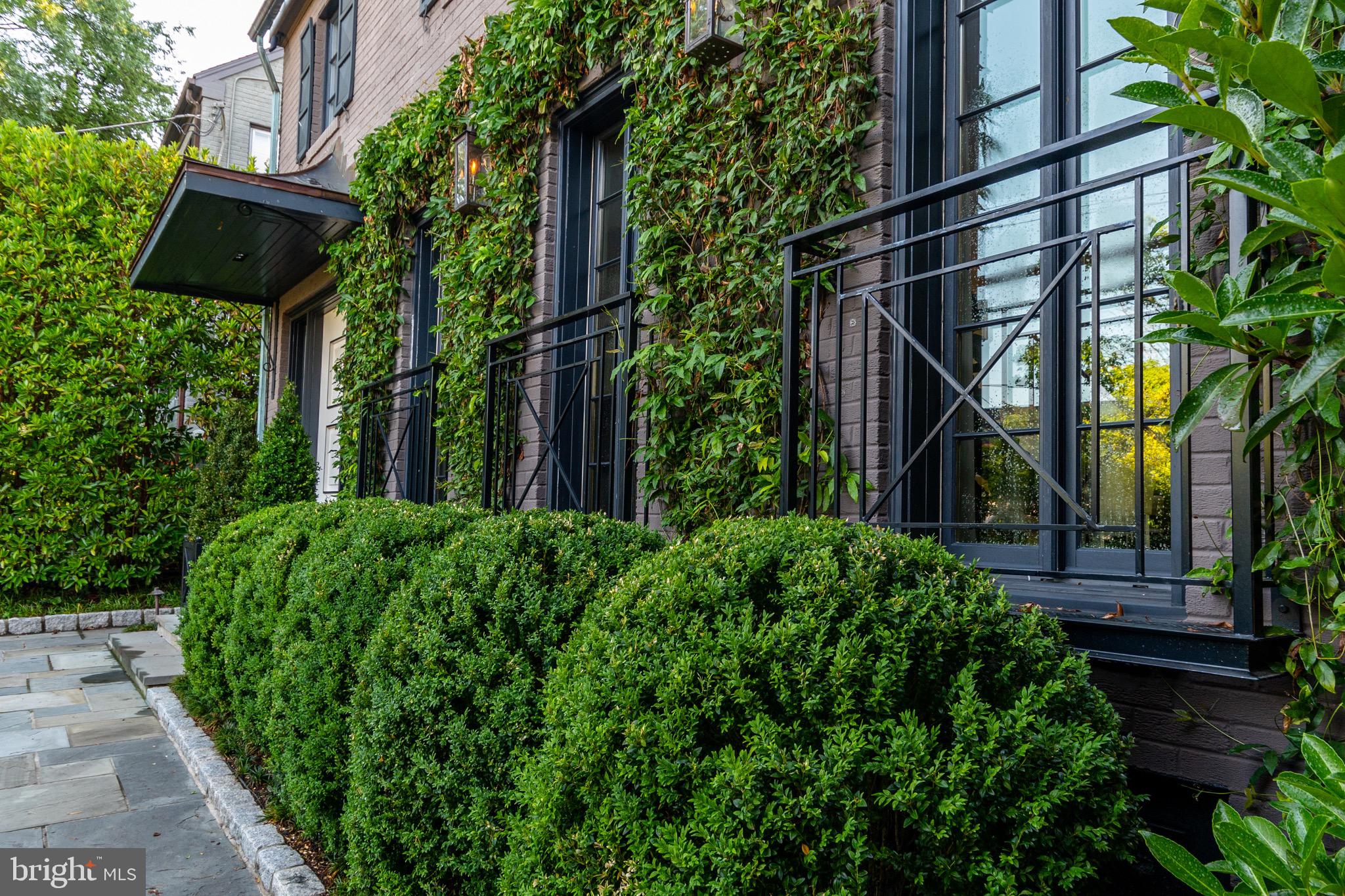 2215 49th Street Northwest Washington, DC 20007 - Photo 3 of 56