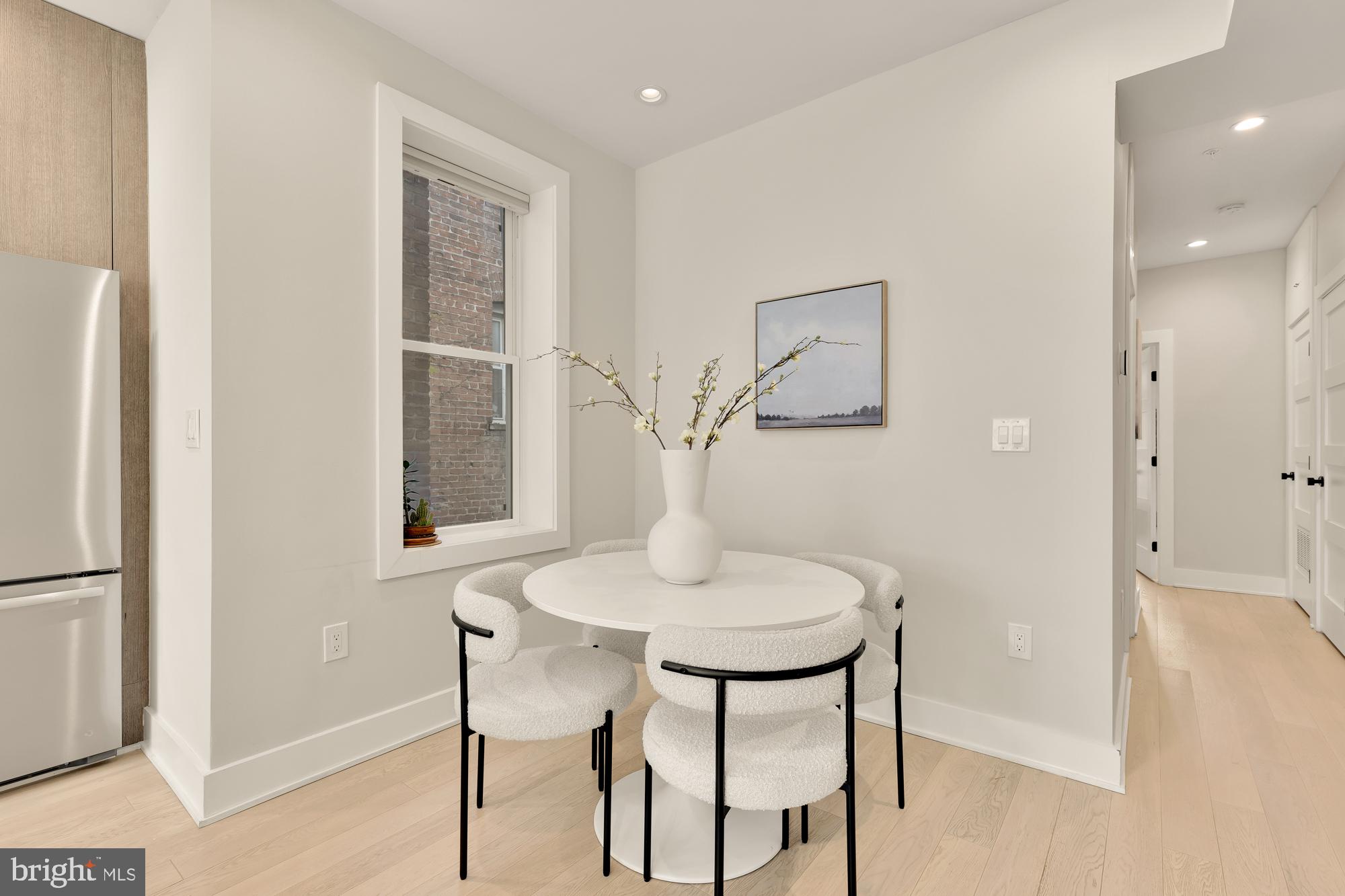 1747 T Street Northwest, Unit 4 Washington, DC 20009 - Photo 11 of 30 Cozy dining area