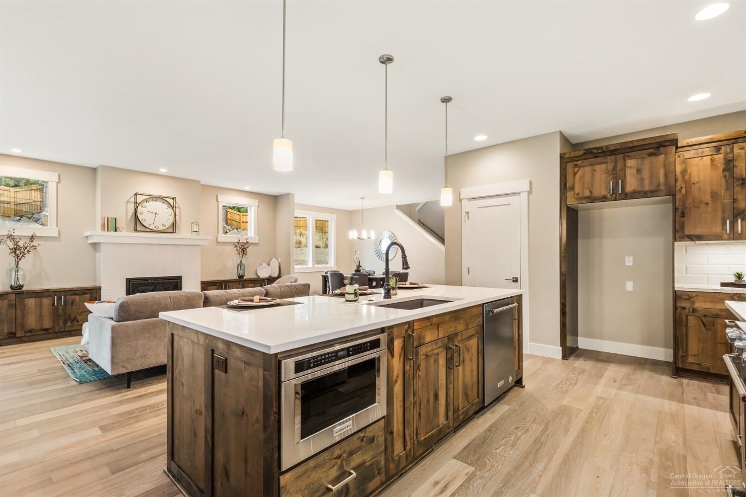 2341 Northwest Awbrey Road Bend, OR 97703 - Photo 4 of 20 Additional Photo