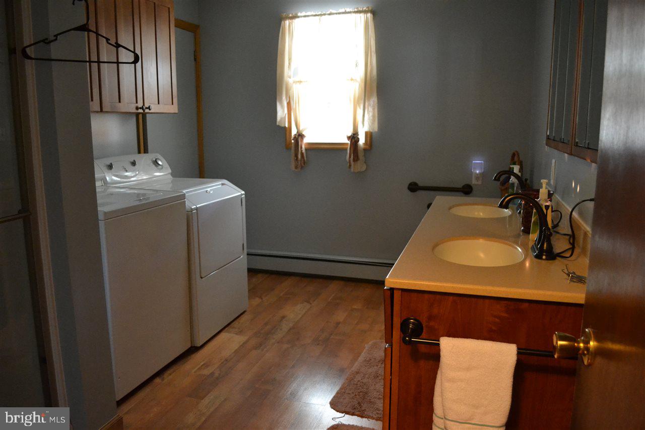 624 Mountain Road Liverpool, PA 17045 - Photo 12 of 25 Gallery Image 12