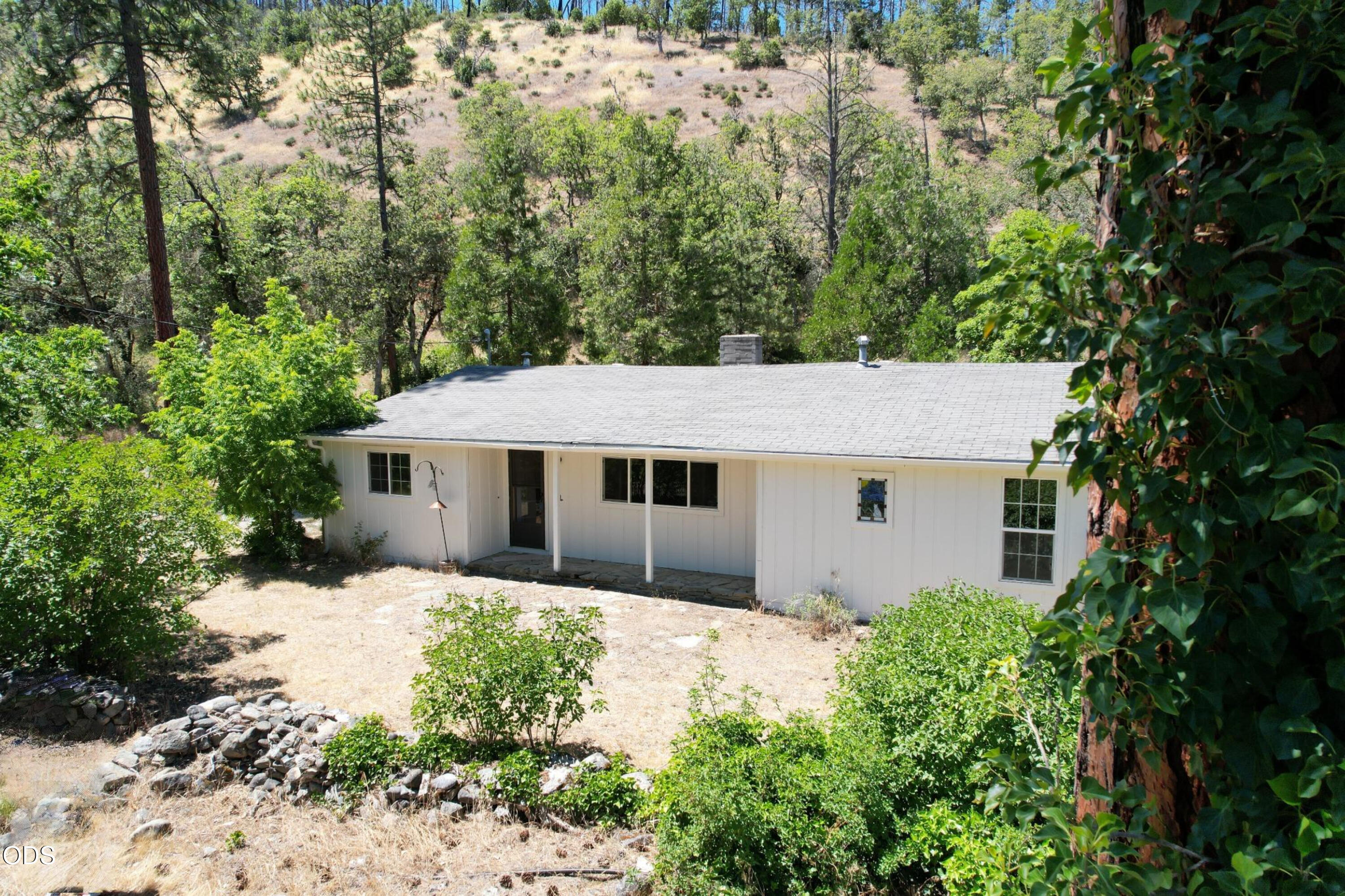 2525 Kinney Creek Road Jacksonville, OR 97530 - Photo 6 of 38 a house view with a outdoor space