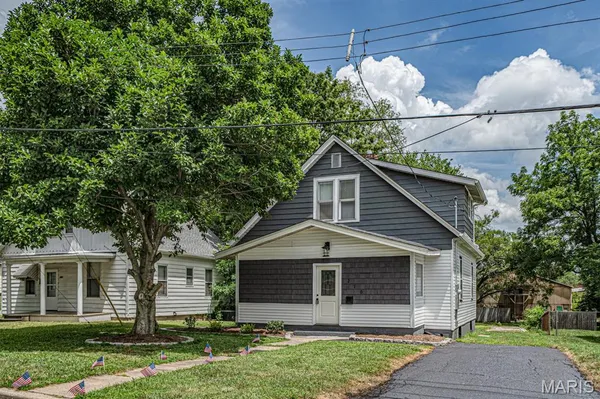 $249,900 | 210 Springer Avenue, Edwardsville, IL 62025