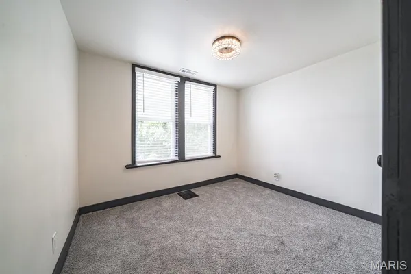 $249,900 | 210 Springer Avenue, Edwardsville, IL 62025