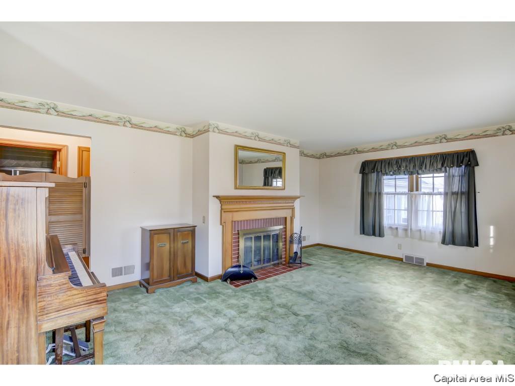 2225 West Jefferson Street Springfield, IL 62702 - Photo 3 of 36