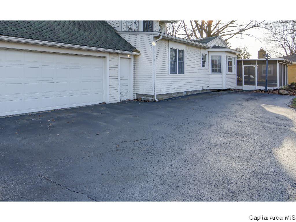 2225 West Jefferson Street Springfield, IL 62702 - Photo 32 of 36