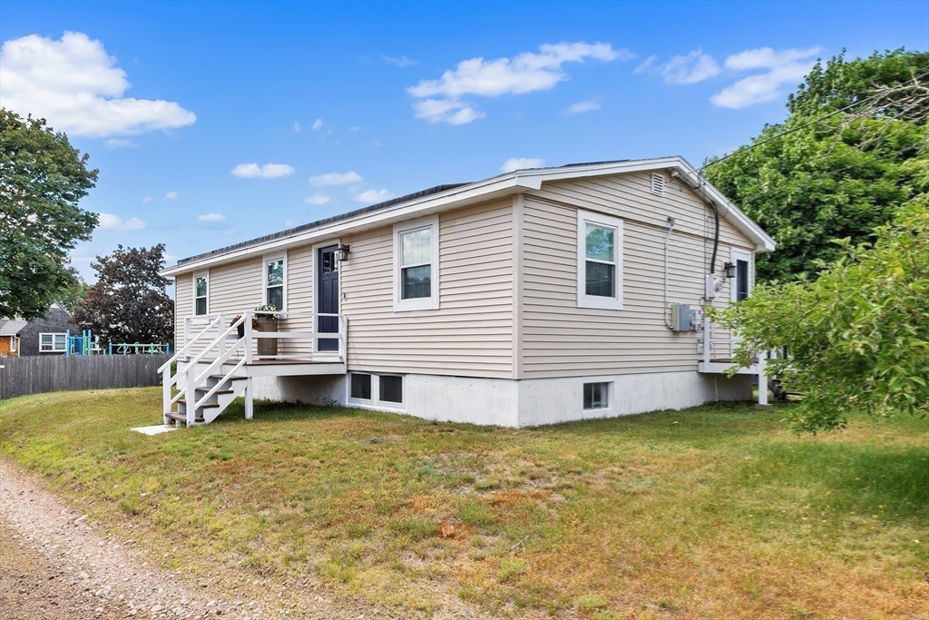 5 Field Road Gloucester, MA 01930 - Photo 24 of 29