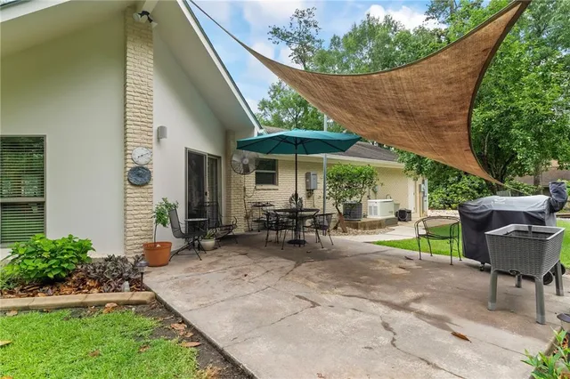 $649,000 | 6 Holly Lane, Covington, LA 70433