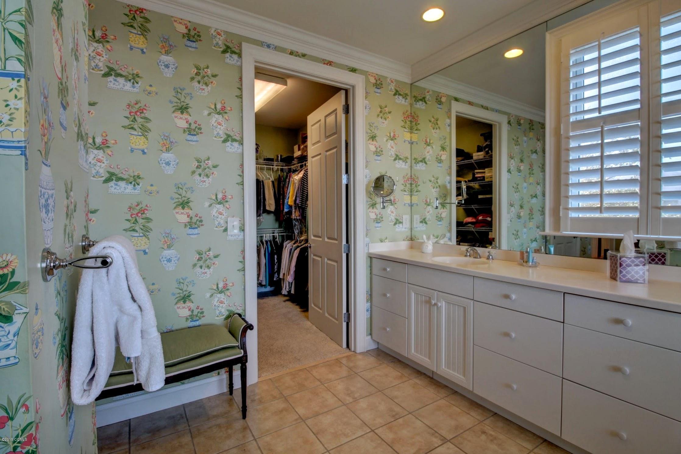 107 Hoffman Beach Road Atlantic Beach, NC 28512 - Photo 25 of 41 Master Bathroom
