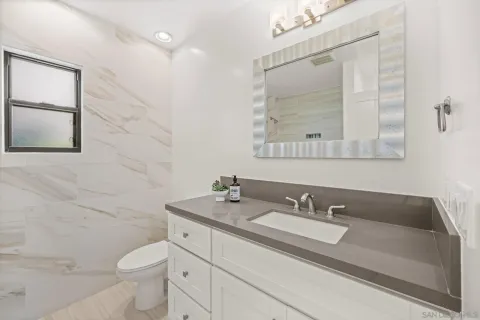 $2,900,000 | 1712 Beryl Street, San Diego, CA 92109