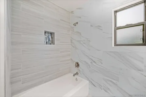 $2,900,000 | 1712 Beryl Street, San Diego, CA 92109