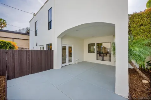 $2,900,000 | 1712 Beryl Street, San Diego, CA 92109