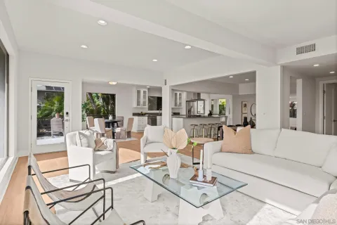 $2,900,000 | 1712 Beryl Street, San Diego, CA 92109