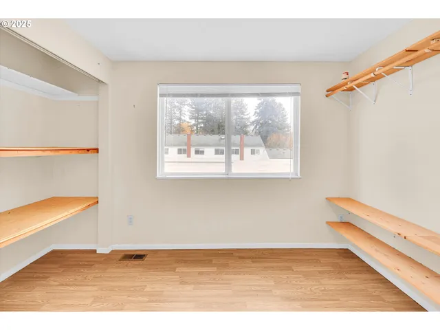 $299,900 | 6260 Southwest Erickson Avenue, Beaverton, OR 97008