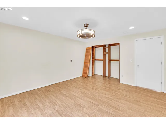 $299,900 | 6260 Southwest Erickson Avenue, Beaverton, OR 97008