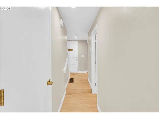 $299,900 | 6260 Southwest Erickson Avenue, Beaverton, OR 97008