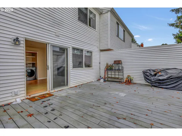 $299,900 | 6260 Southwest Erickson Avenue, Beaverton, OR 97008