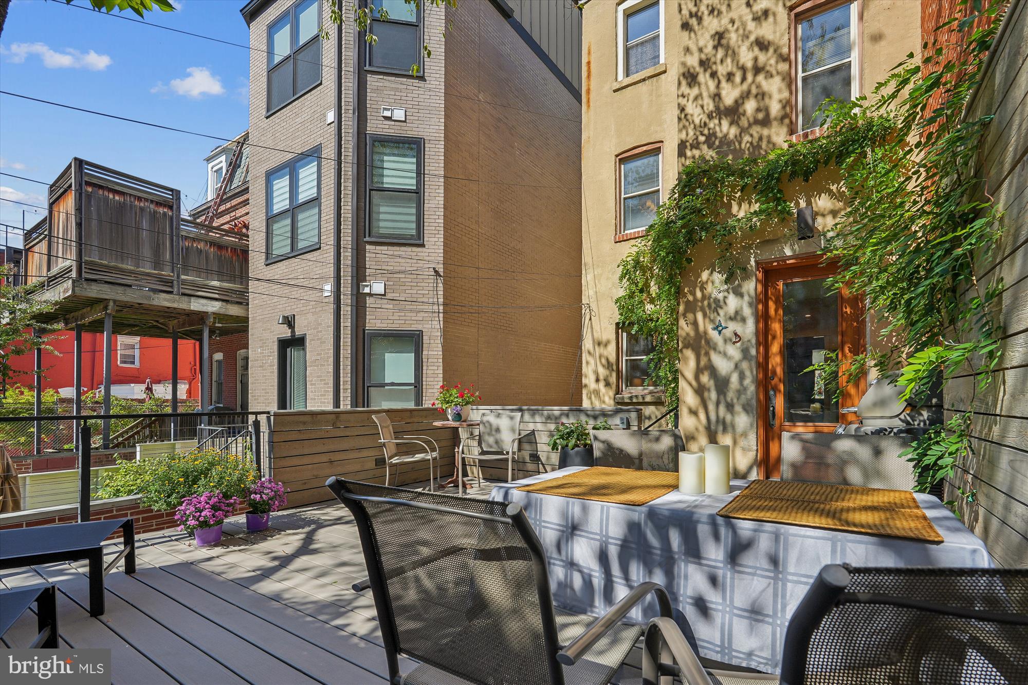 1420 Q Street Northwest Washington, DC 20009 - Photo 23 of 88 Outdoor space for large scale entertaining