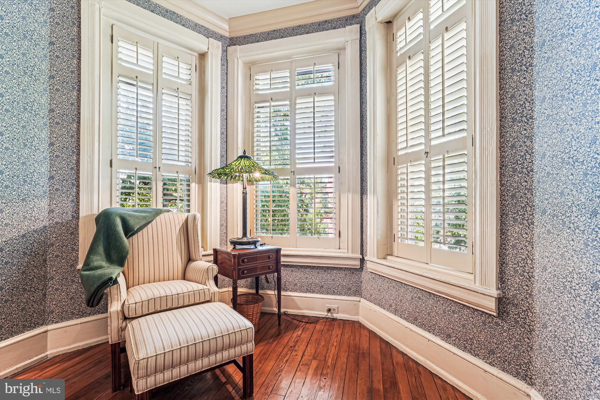 1420 Q Street Northwest Washington, DC 20009 - Photo 29 of 88 Bay window in PBR adds ambience & light