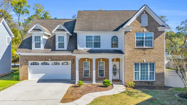 $450,000 | 8018 Ashview Circle, Ooltewah, TN 37363