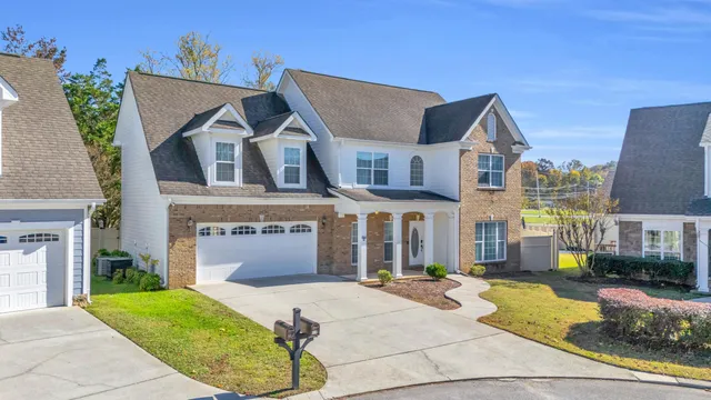 $450,000 | 8018 Ashview Circle, Ooltewah, TN 37363
