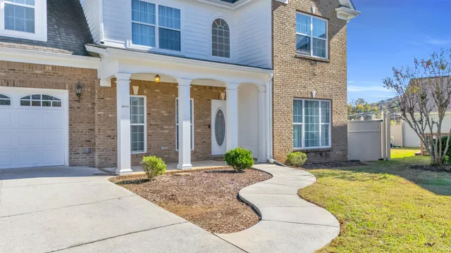 $450,000 | 8018 Ashview Circle, Ooltewah, TN 37363