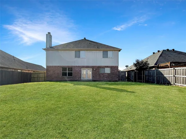 $2,695 | 303 Quail Meadows Lane, Arlington, TX 76002