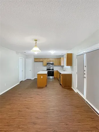 $2,695 | 303 Quail Meadows Lane, Arlington, TX 76002