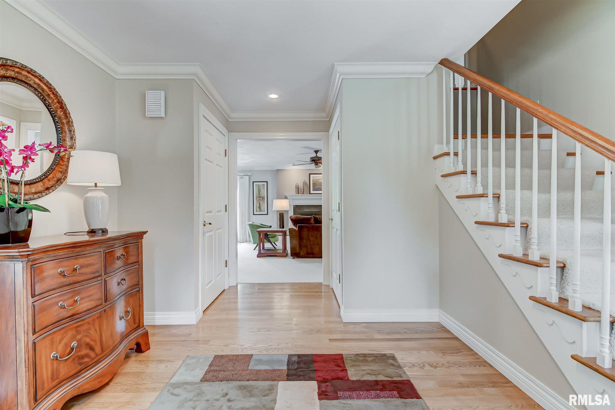 2005 Oak Creek Road Springfield, IL 62704 - Photo 4 of 50 Gallery Image 4