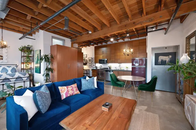 $465,000 | 1725 14th Street, Unit 208, Sacramento, CA 95811