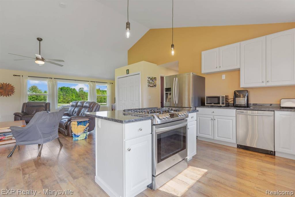 5214 Marsh Road East China, MI 48054 - Photo 8 of 38 Gallery Image 8