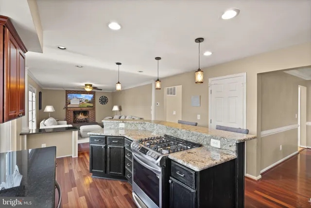 $740,000 | 16601 Accolon Court, Dumfries, VA 22025