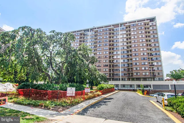 $455,000 | 1220 Blair Mill Road, Unit 605, Silver Spring, MD 20910