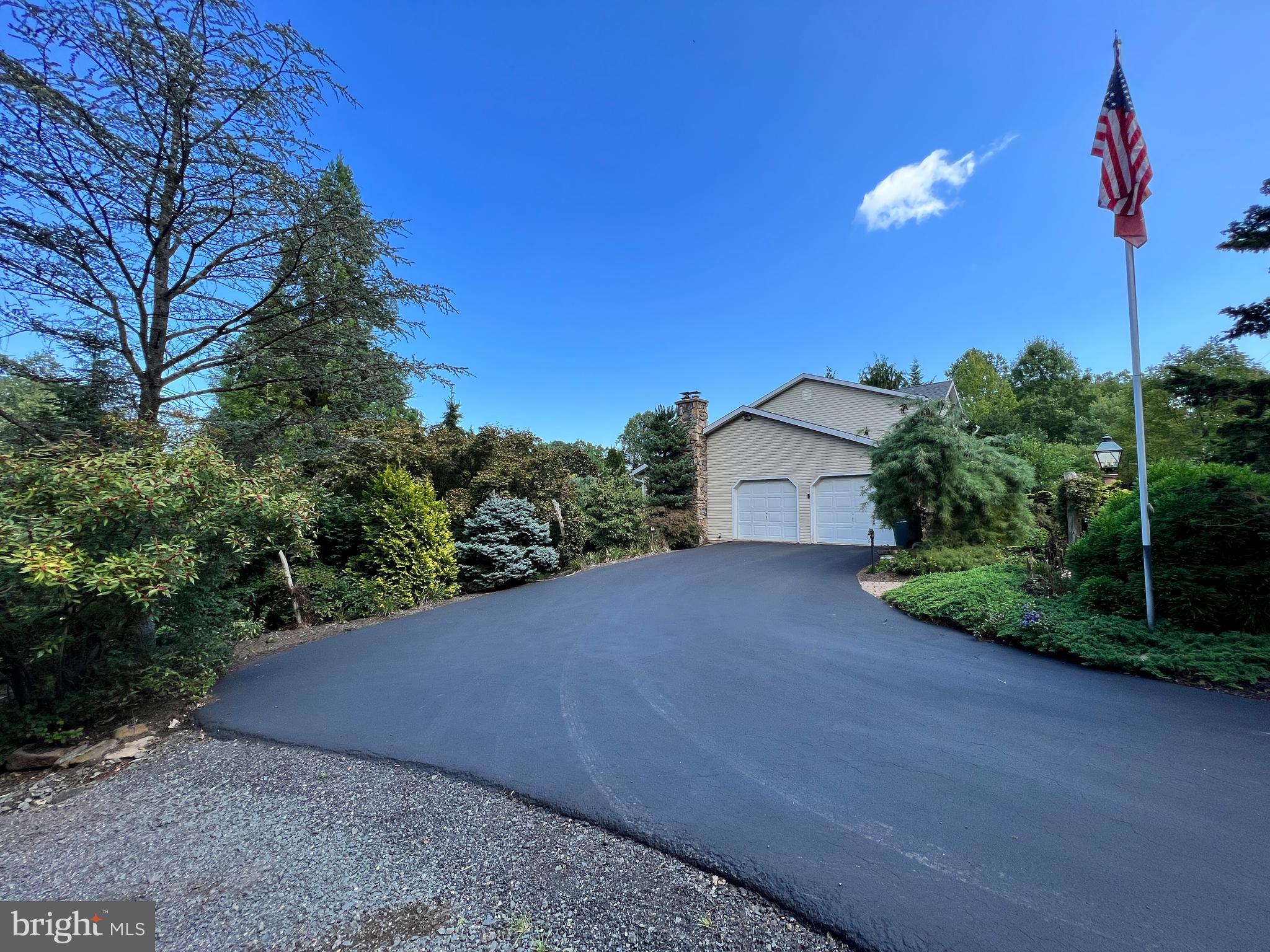 595 Zion Road Birdsboro, PA 19508 - Photo 7 of 65 Gallery Image 7
